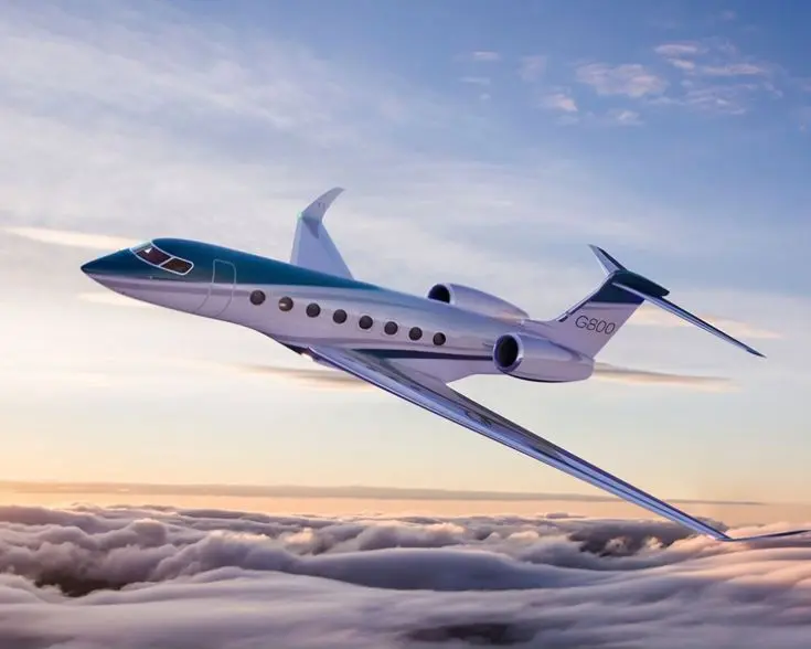 Gulfstream G800 in flight